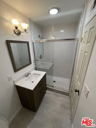 $4,000 | 10846 Scoville Avenue, Sunland, CA 91040