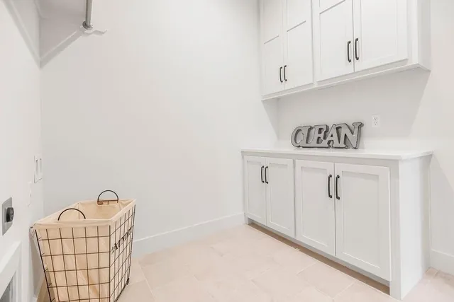 $1,092,603 | 24564 West 124th Terrace, Olathe, KS 66061