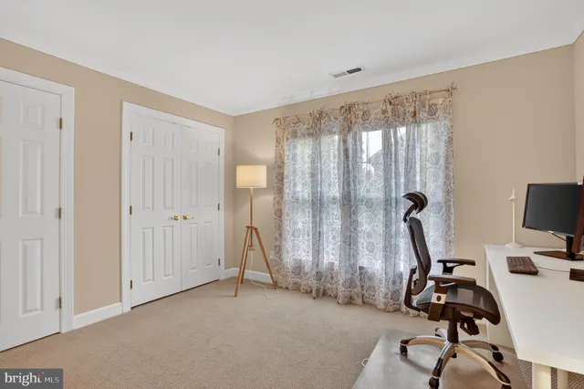 $5,850 | 401 North Lombardy Street, Arlington, VA 22203