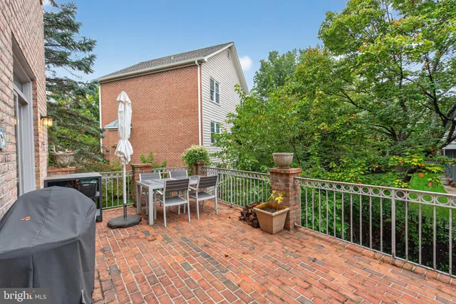 $5,850 | 401 North Lombardy Street, Arlington, VA 22203