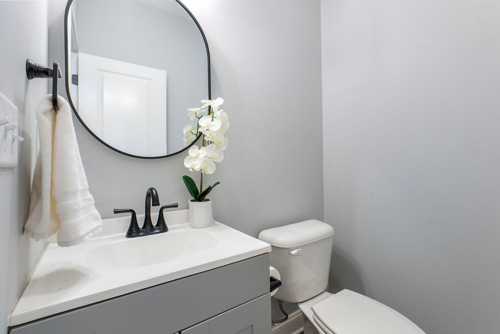 122 Amick Way Georgetown, KY 40324 - Photo 18 of 52 Half Bathroom