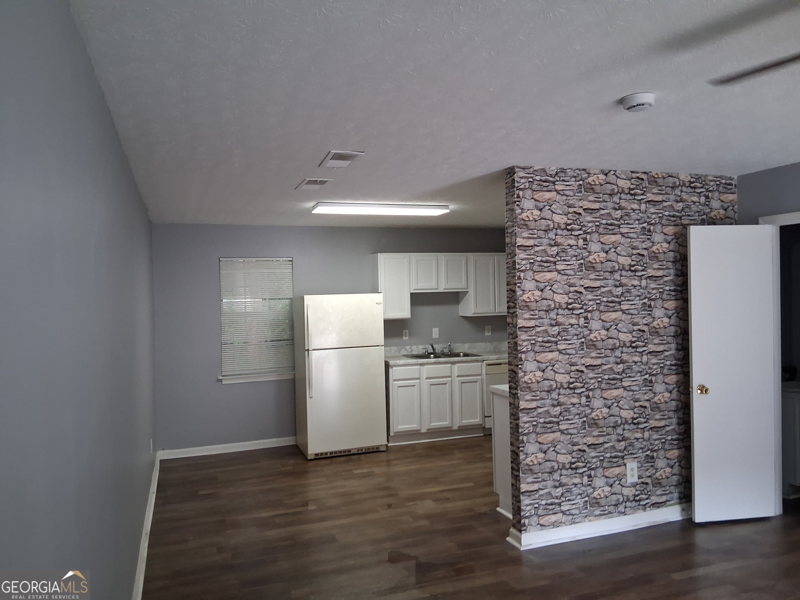 209 East Wilson Street, Unit 28 Villa Rica, GA 30180 - Photo 4 of 12