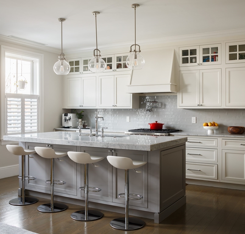 72 Washington Street, Unit 1 Boston, MA 02129 - Photo 2 of 16