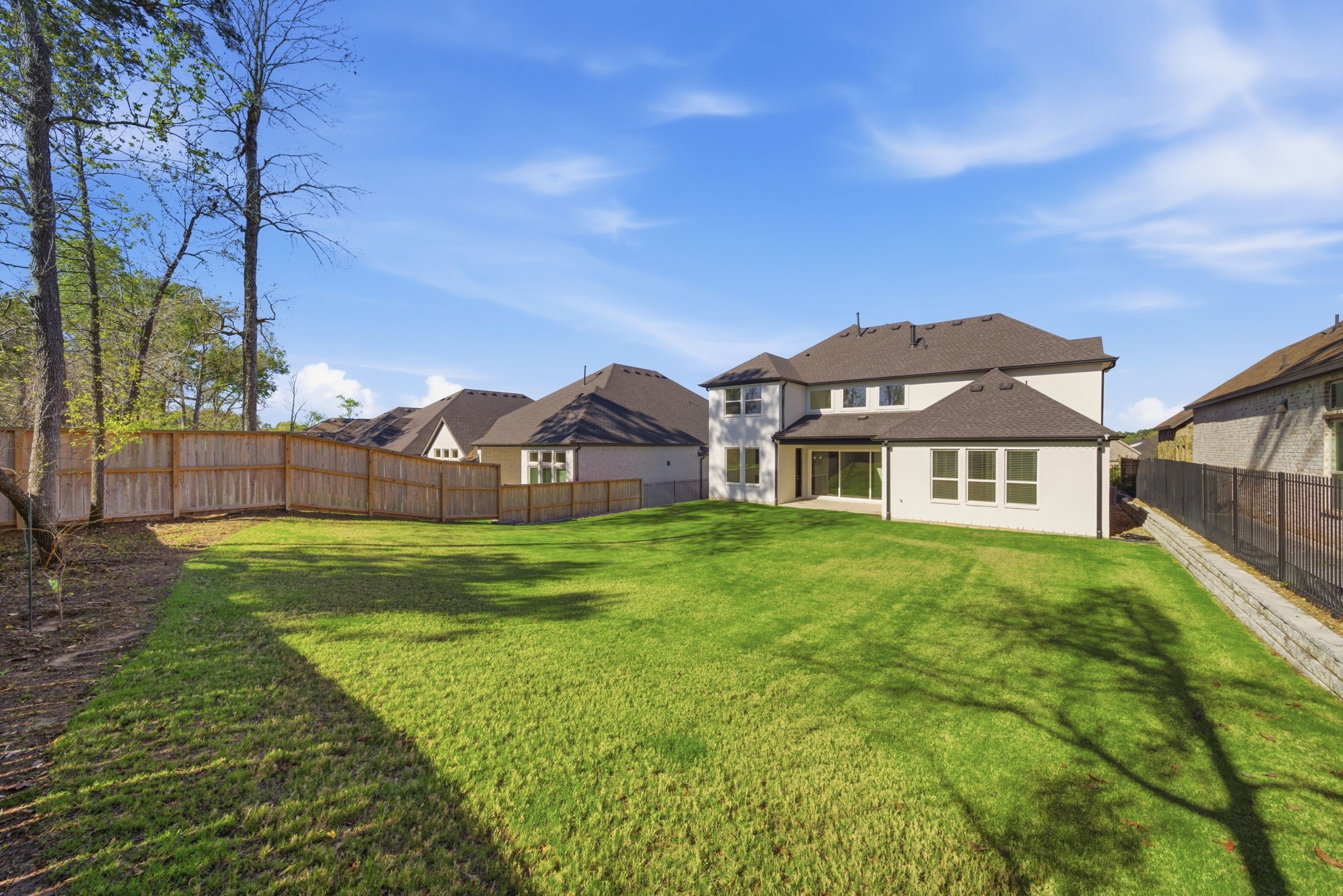 1715 Divino Pass Conroe, TX 77304 - Photo 11 of 12
