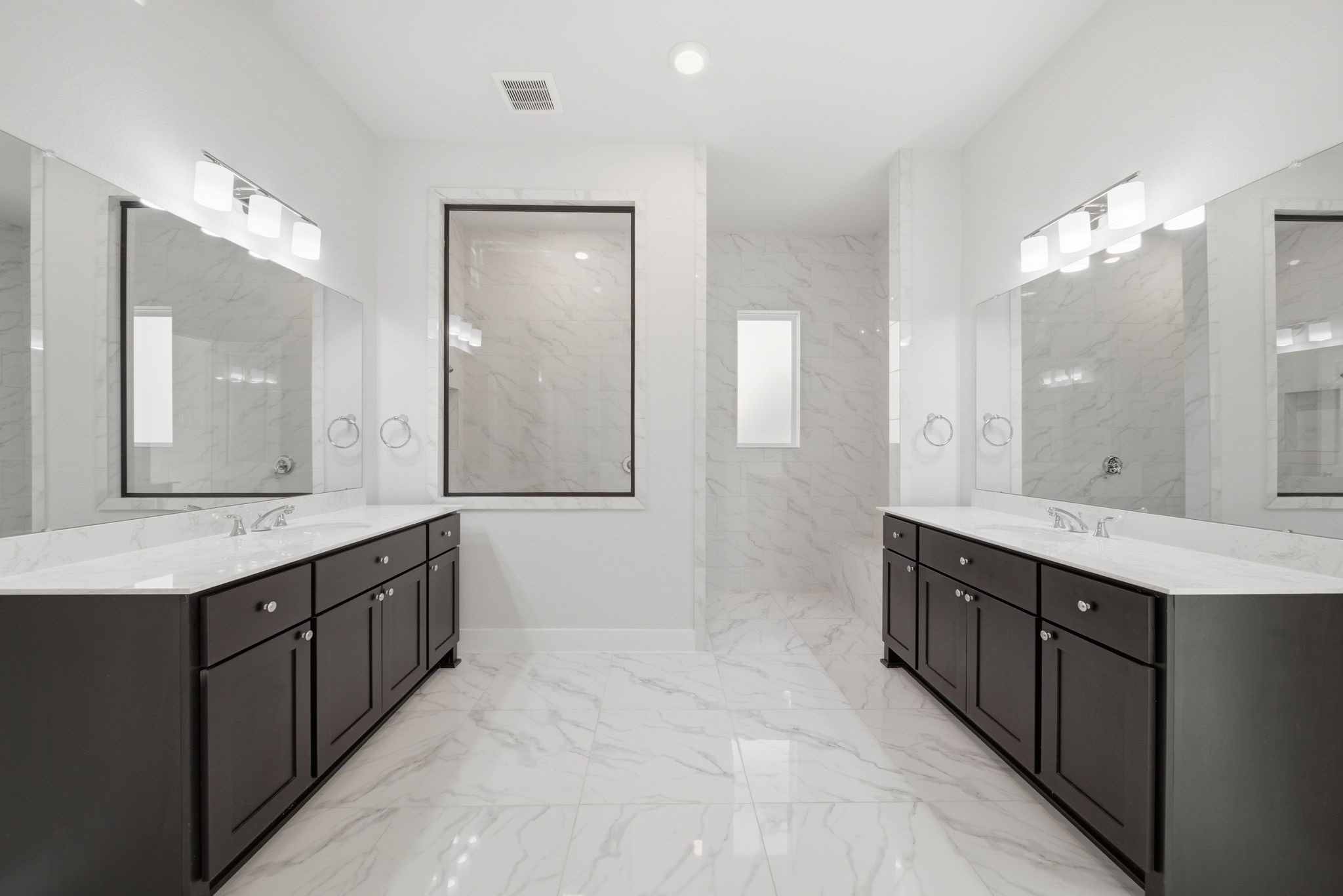 1715 Divino Pass Conroe, TX 77304 - Photo 8 of 12