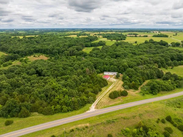 $170,000 | 12625 Ww Highway, New Cambria, MO 63558