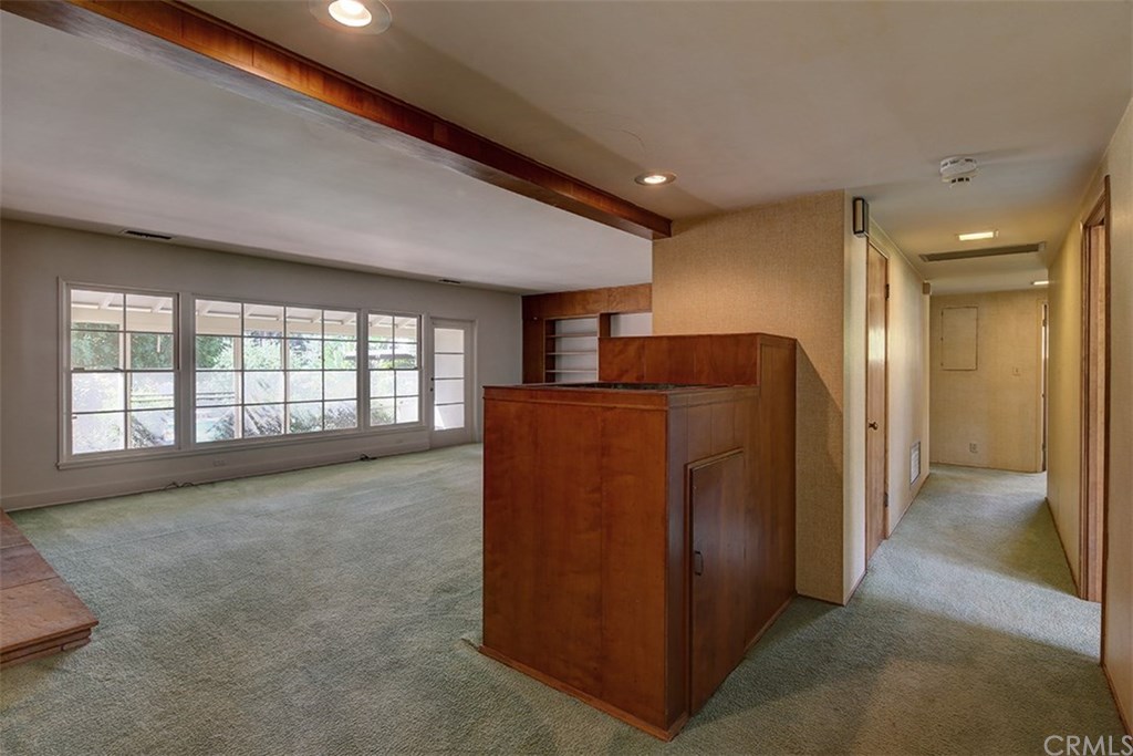 3890 Shadow Grove Road Pasadena, CA 91107 - Photo 7 of 33