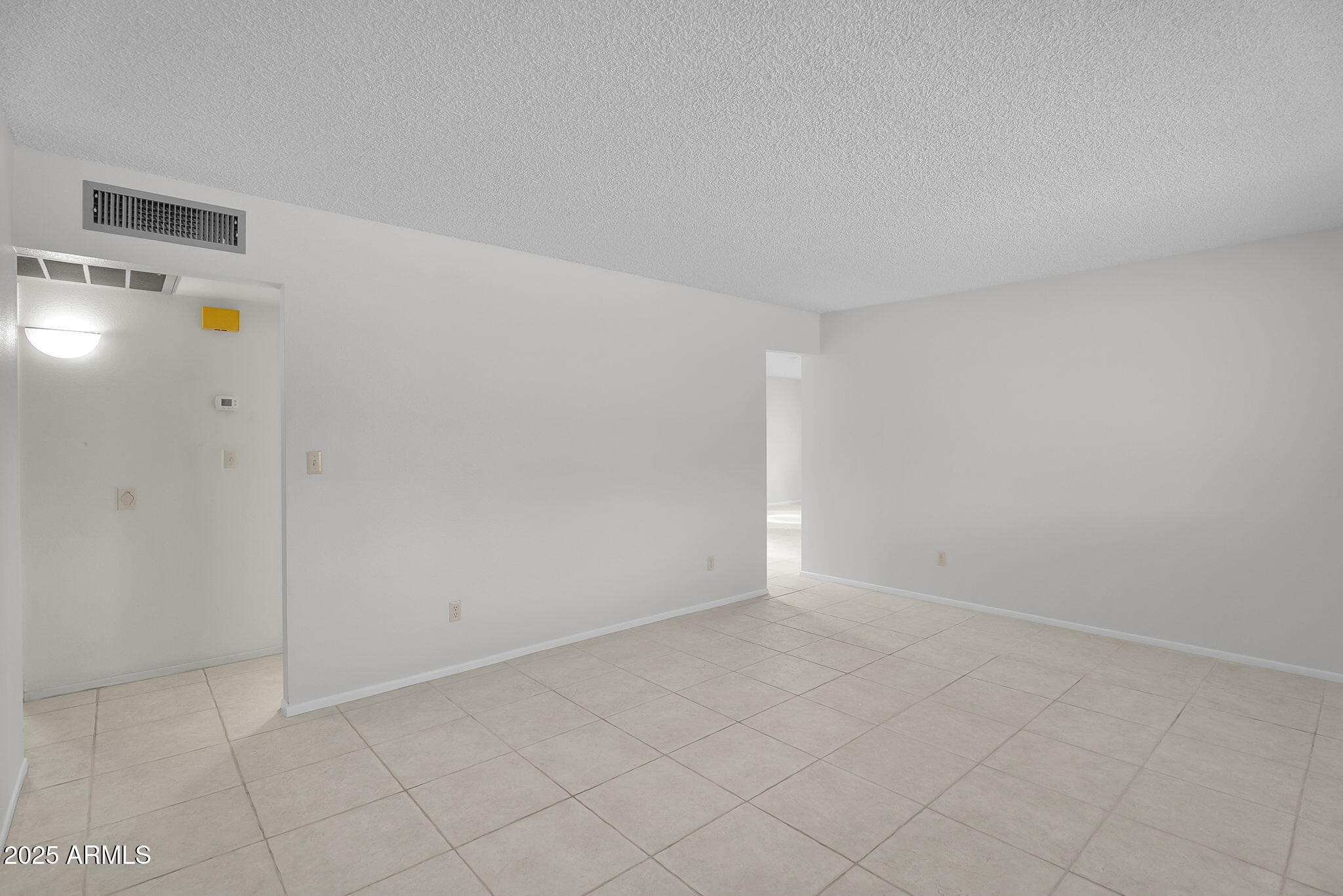 1023 South Ocotillo Drive Apache Junction, AZ 85120 - Photo 5 of 22 Entrance