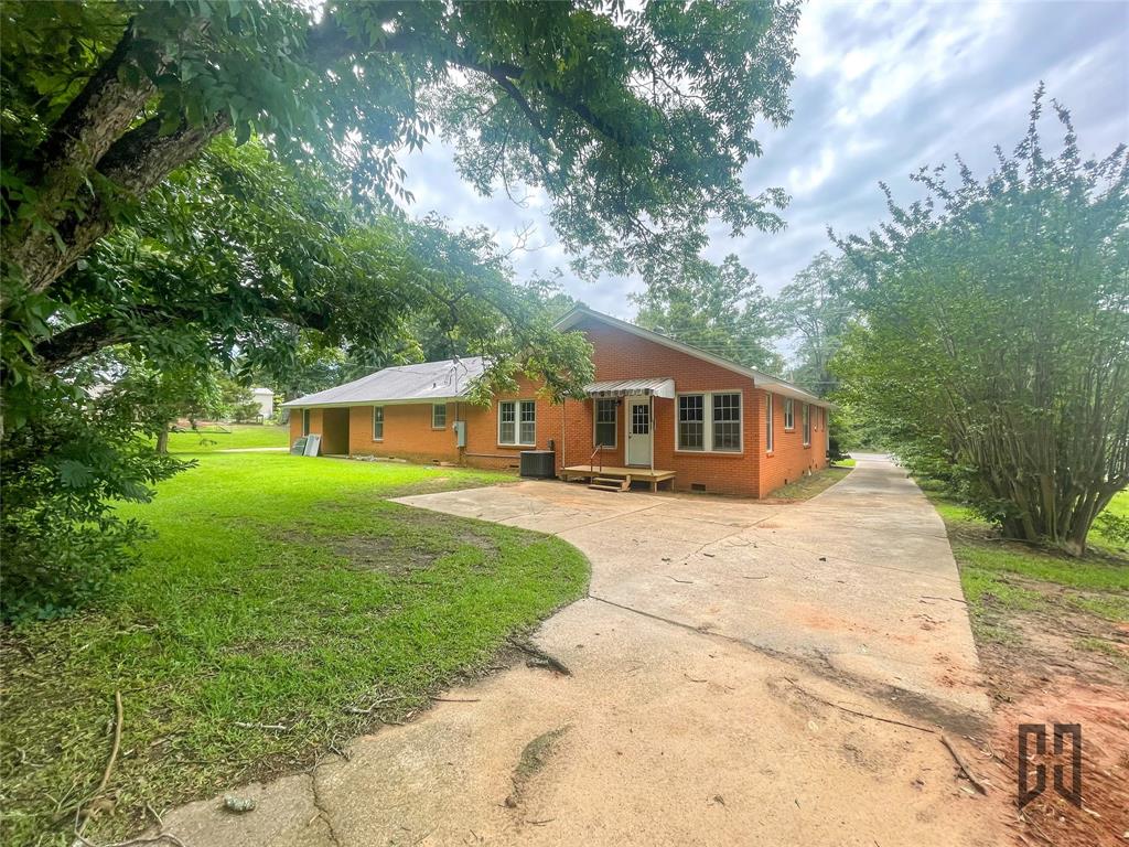 714 Butler Street Springhill, LA 71075 - Photo 22 of 22 1/2 bath #2 can add shower easy