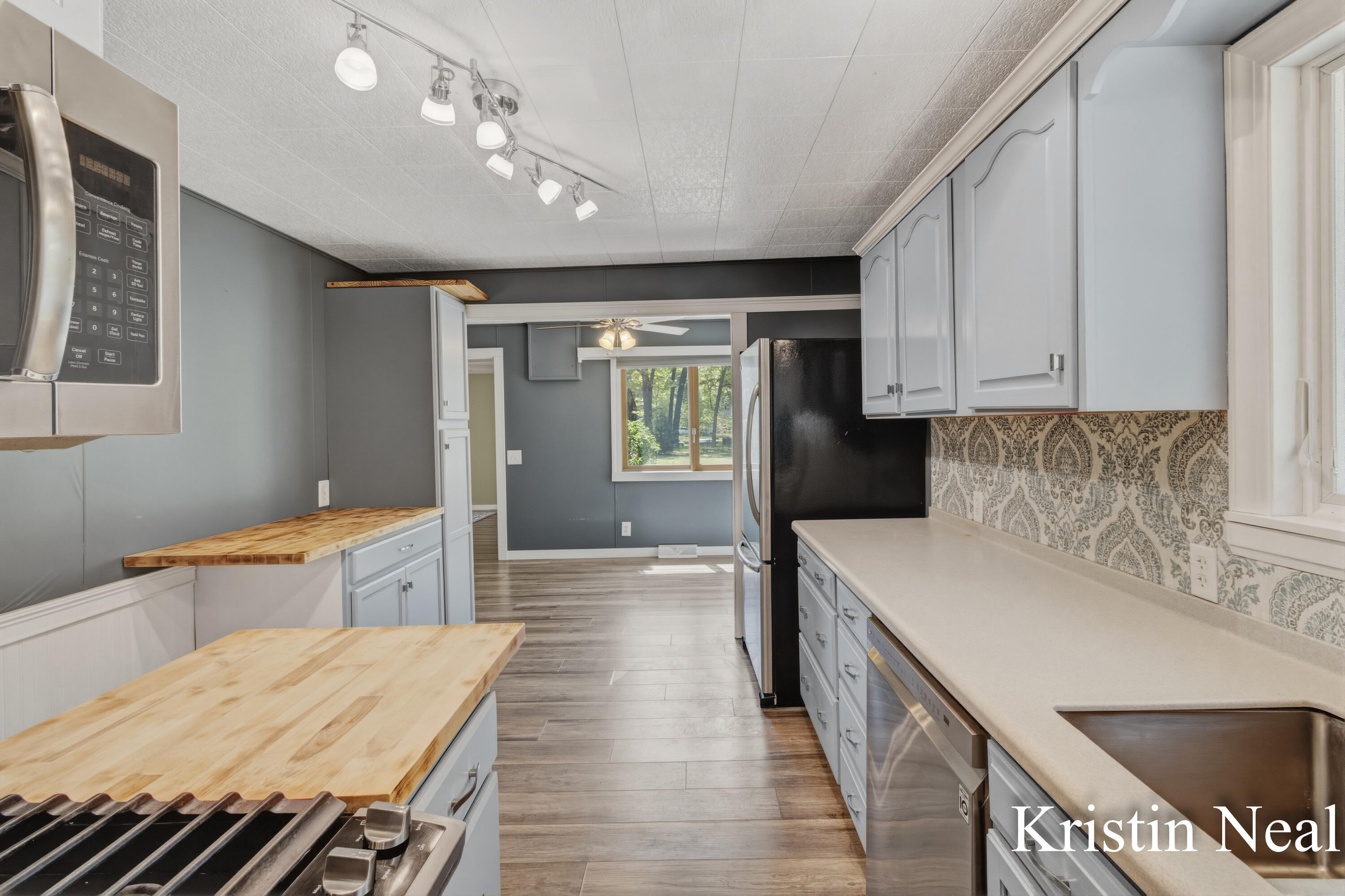 673 South Wolf Lake Road Muskegon, MI 49442 - Photo 14 of 56 Kristin Neal - 673 S Wolf Lake Drive (56