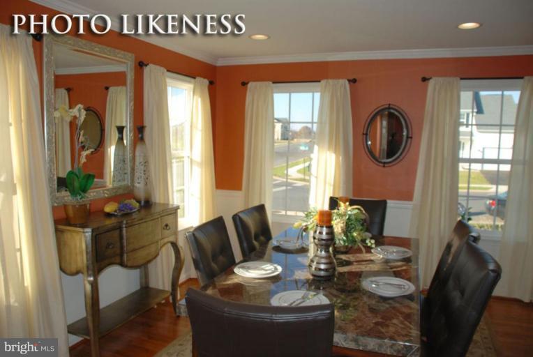 1695 Conrads Ferry Drive Point of Rocks, MD 21777 - Photo 3 of 18 Dining Room #2
