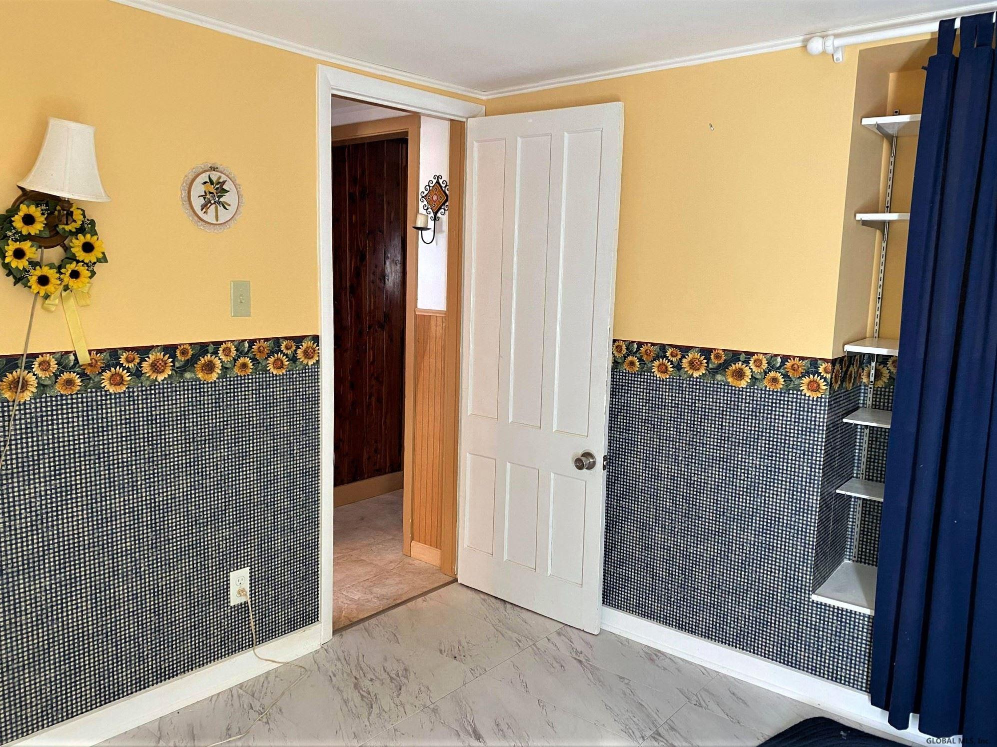 584 Lake Road Crown Point, NY 12928 - Photo 19 of 81 Photo 19