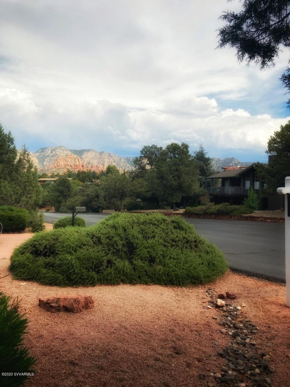 120 Alexandria Road Sedona, AZ 86336 - Photo 4 of 44 Front Yard
