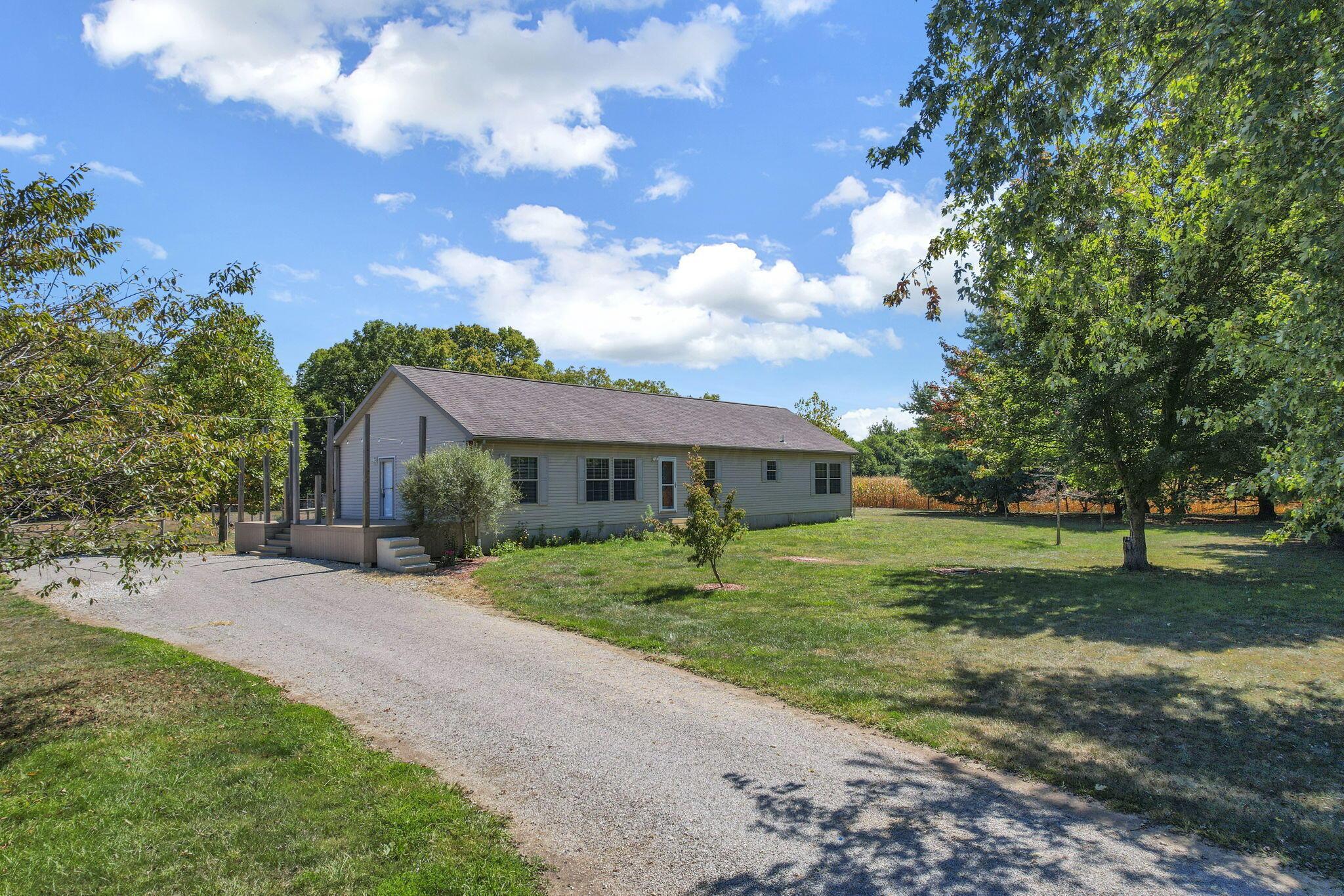 13944 Lafayette Road Utica, OH 43080 - Photo 52 of 56 54-web-or-mls-DJI_0274