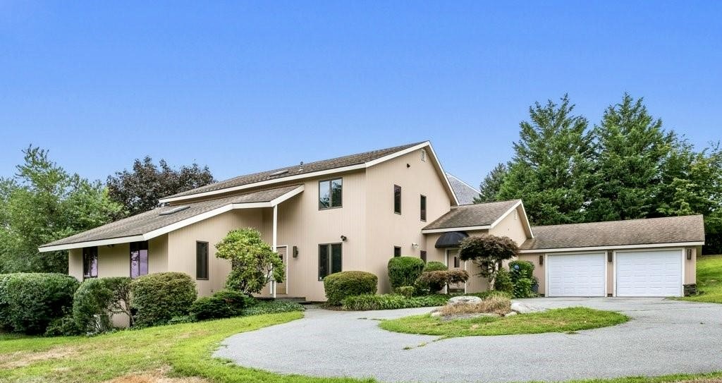 111 Lepes Road Portsmouth, RI 02871 - Photo 1 of 44