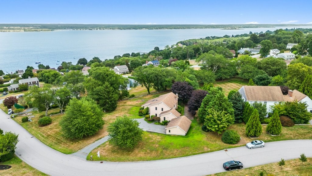 111 Lepes Road Portsmouth, RI 02871 - Photo 38 of 44