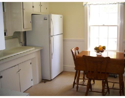 34 Sylvan Road East Providence, RI 02916 - Photo 8 of 8 Kitchen.