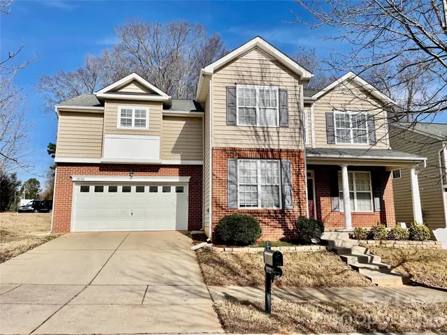 $2,550 | 13722 Delstone Drive, Huntersville, NC 28078