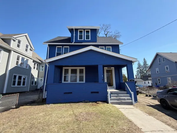 $259,000 | 11 Crown Street, Springfield, MA 01108