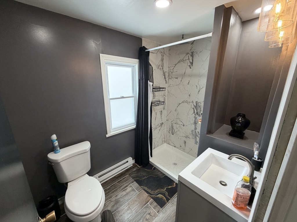 11 Crown Street Springfield, MA 01108 - Photo 12 of 15