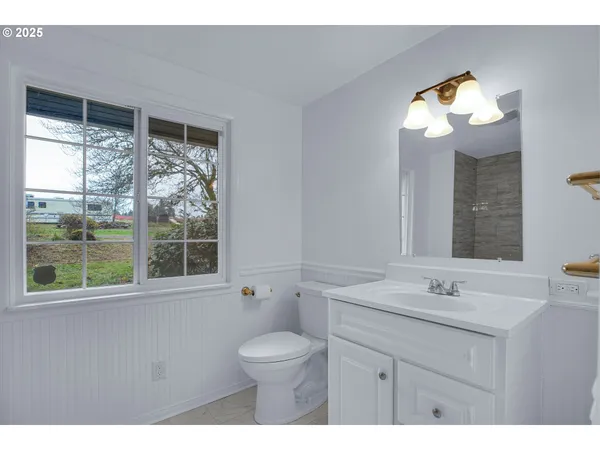 $599,000 | 20320 Southeast Walgren Road, Damascus, OR 97089