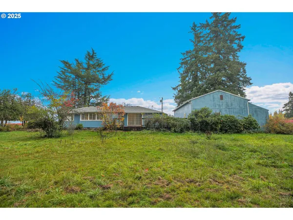 $599,000 | 20320 Southeast Walgren Road, Damascus, OR 97089
