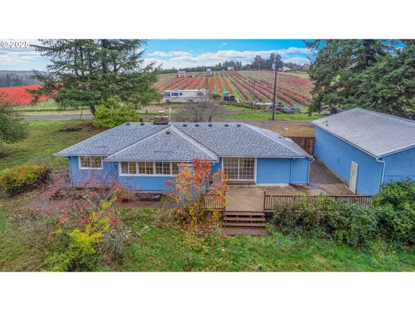 $599,000 | 20320 Southeast Walgren Road, Damascus, OR 97089