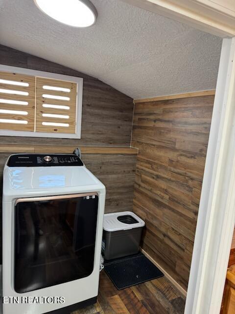 120 Volunteer Road Monterey, TN 38574 - Photo 18 of 53 laundry room