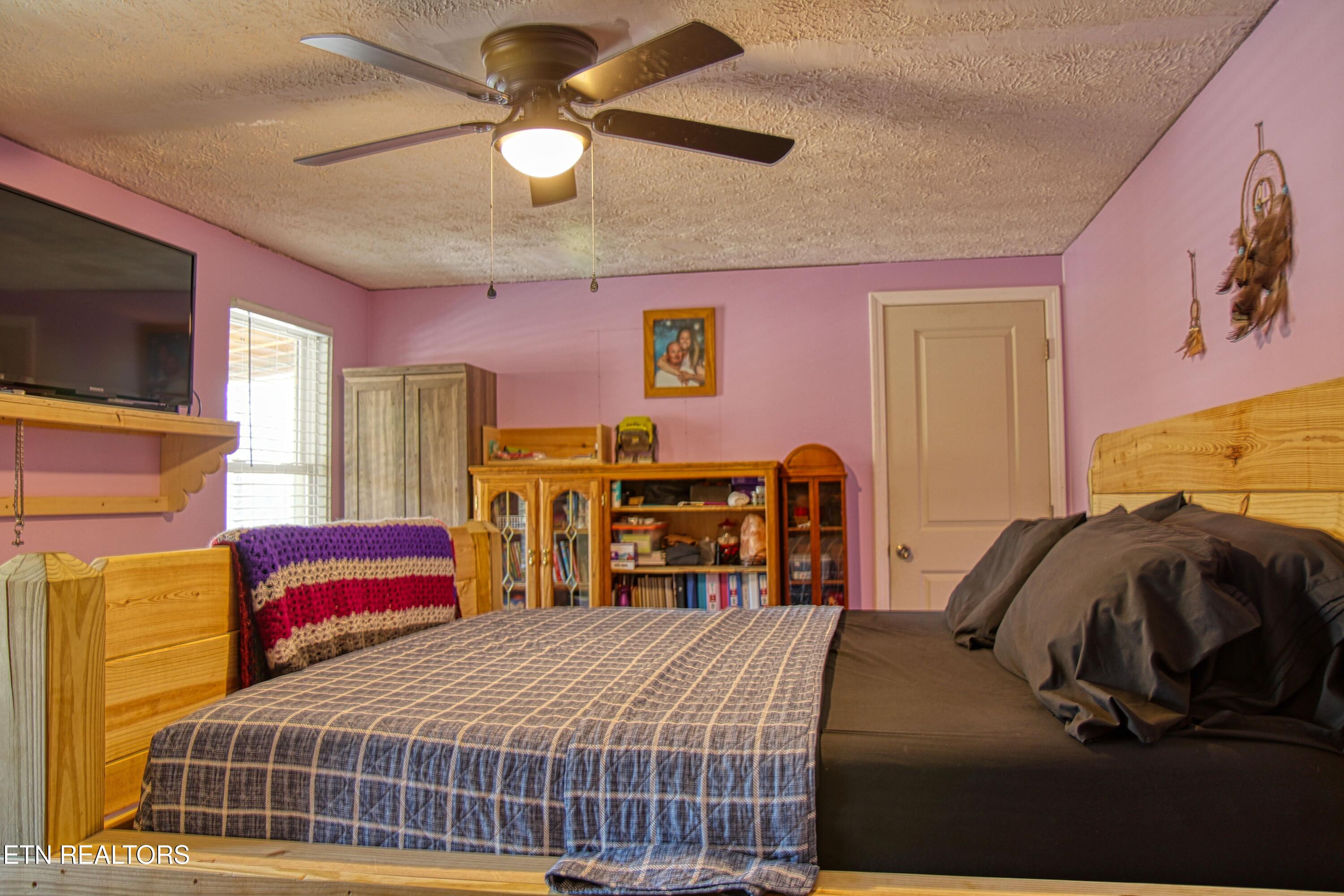 120 Volunteer Road Monterey, TN 38574 - Photo 19 of 53 10