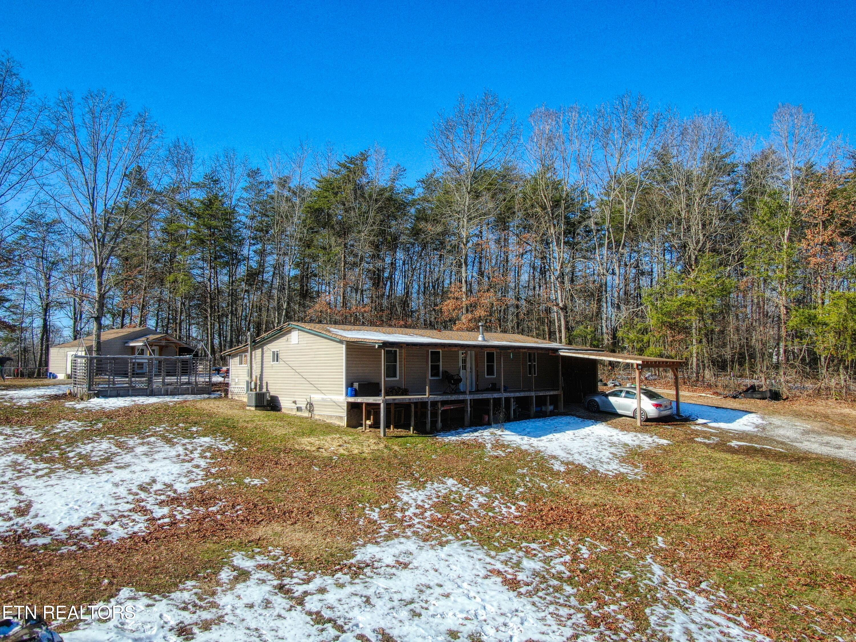 120 Volunteer Road Monterey, TN 38574 - Photo 38 of 53 17