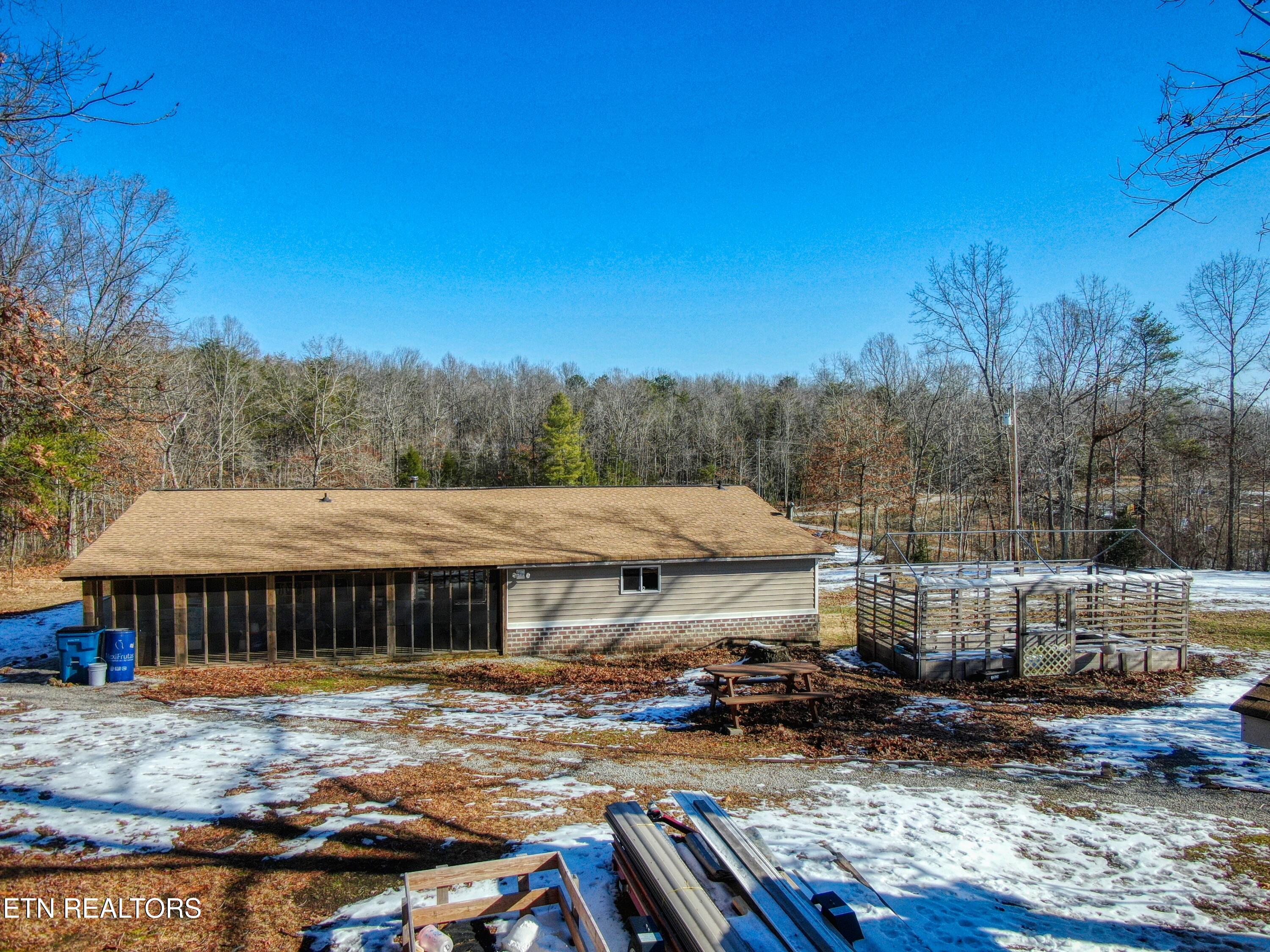 120 Volunteer Road Monterey, TN 38574 - Photo 45 of 53 23