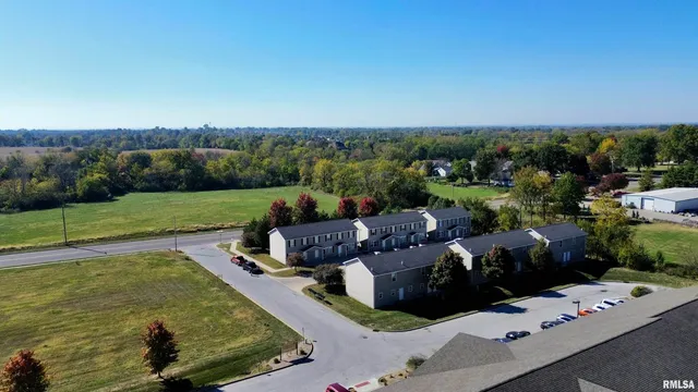 $1,600,000 | 4609 State Street, Quincy, IL 62305