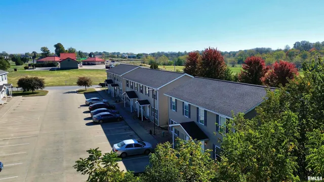 $1,600,000 | 4609 State Street, Quincy, IL 62305