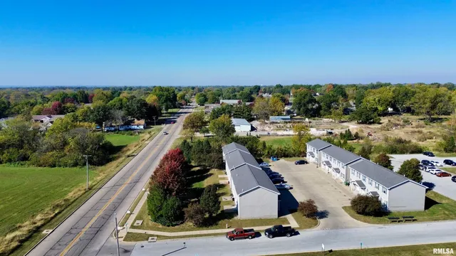 $1,600,000 | 4609 State Street, Quincy, IL 62305