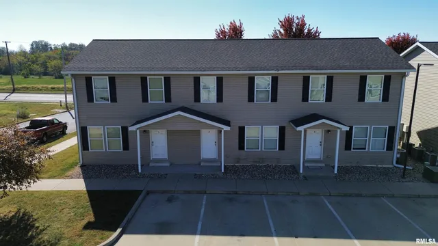 $1,600,000 | 4609 State Street, Quincy, IL 62305