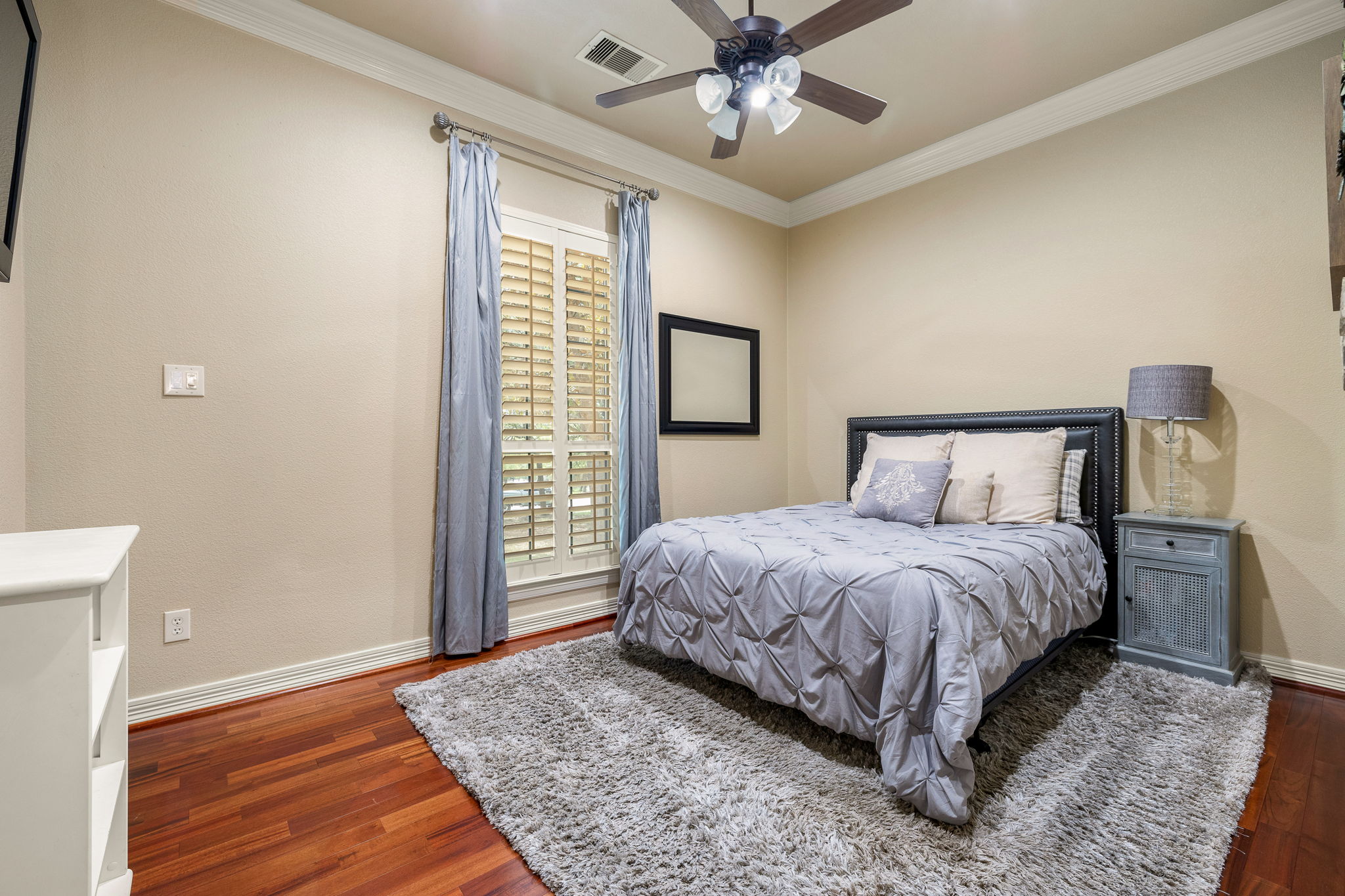 3609 Goodnight Trail Leander, TX 78641 - Photo 23 of 39 a bedroom with a large bed and a window