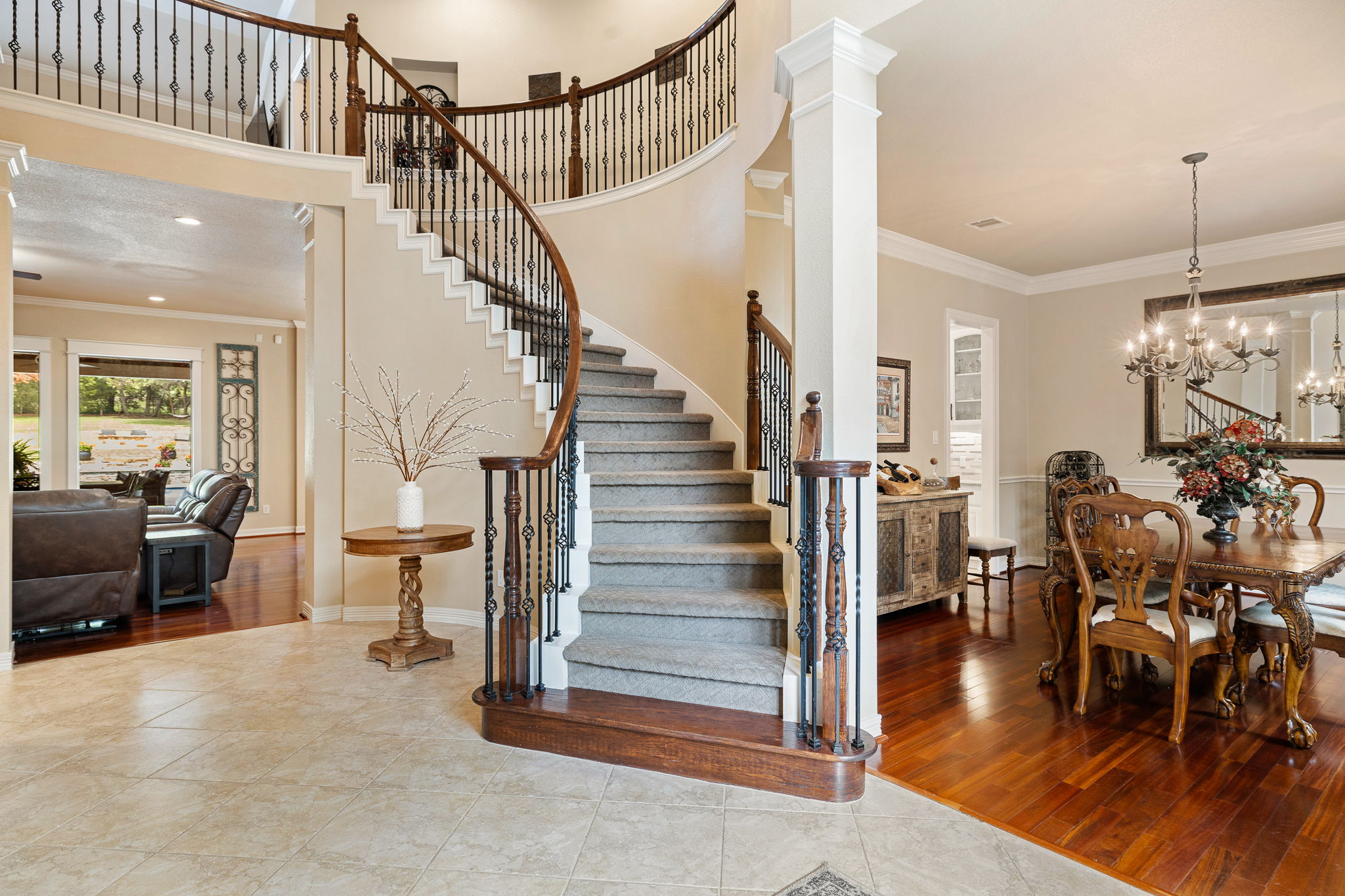 3609 Goodnight Trail Leander, TX 78641 - Photo 6 of 39 a view of entryway and hall