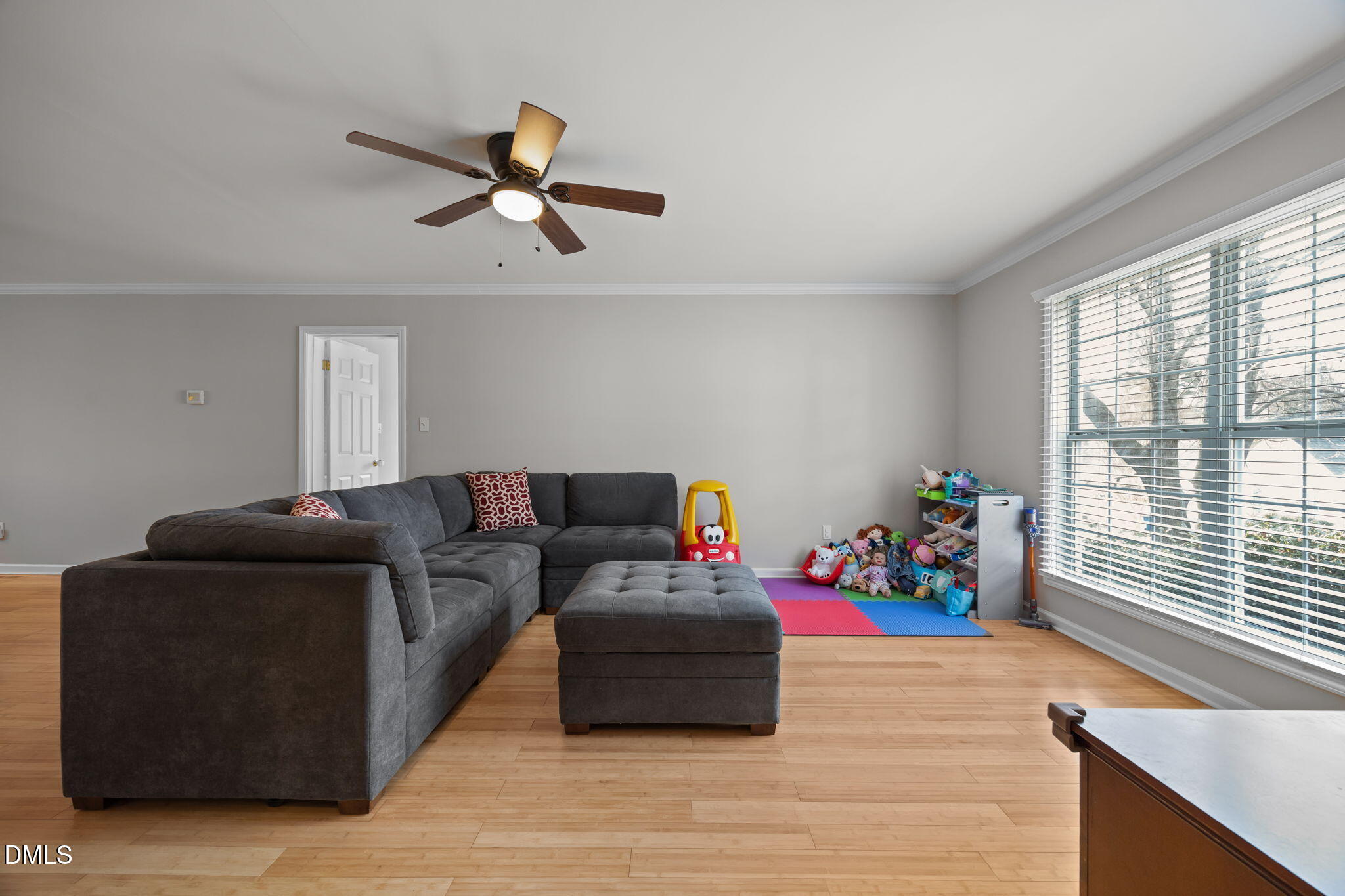 113 Fieldspring Lane Raleigh, NC 27606 - Photo 6 of 34 22-web-or-mls-IMG_2410