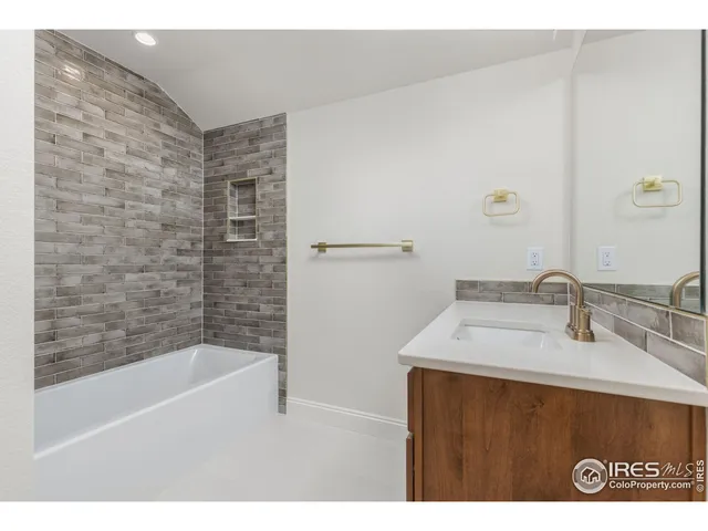 $697,850 | 215 57th Avenue, Greeley, CO 80634