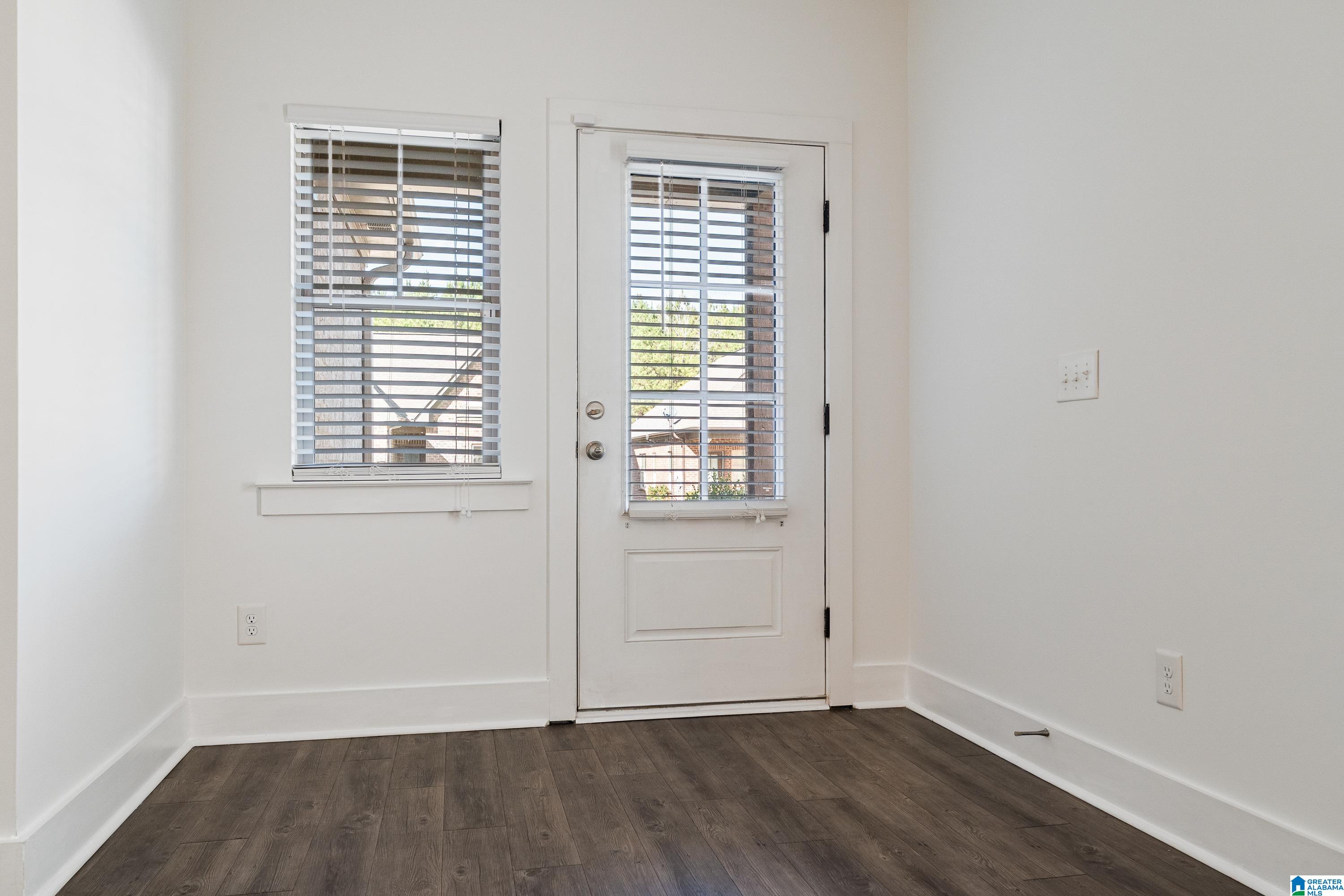 5548 Park Side Road Birmingham, AL 35244 - Photo 4 of 45