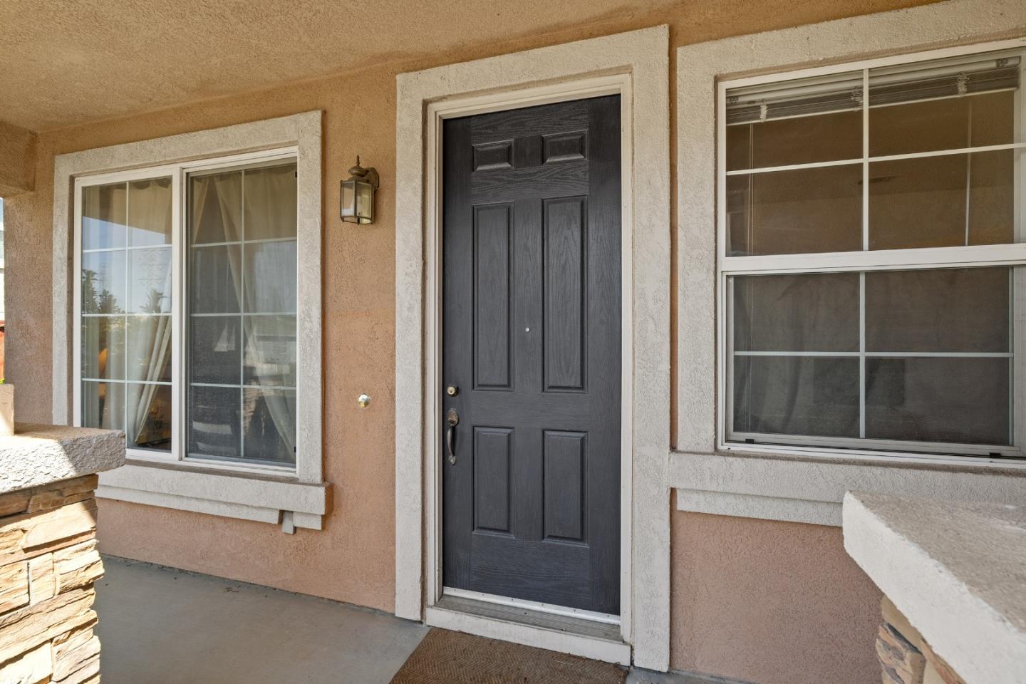 1085 Oakpoint Drive Bay Point, CA 94565 - Photo 3 of 46