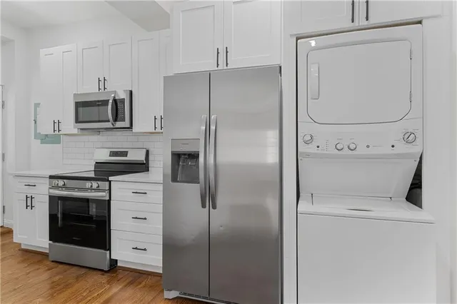 $2,275 | 360 Ponce De Leon Avenue Northeast, Unit 23, Atlanta, GA 30308