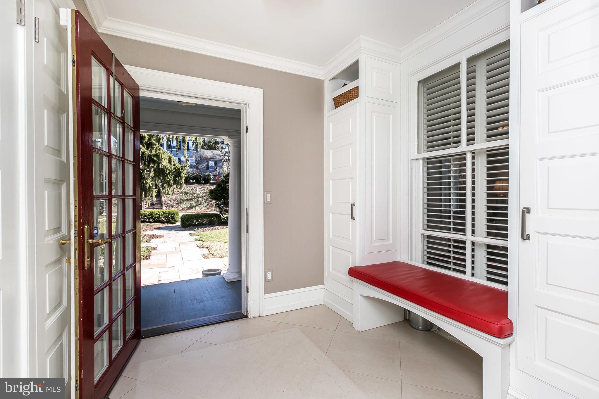 204 Ridgewood Road Baltimore, MD 21210 - Photo 25 of 71