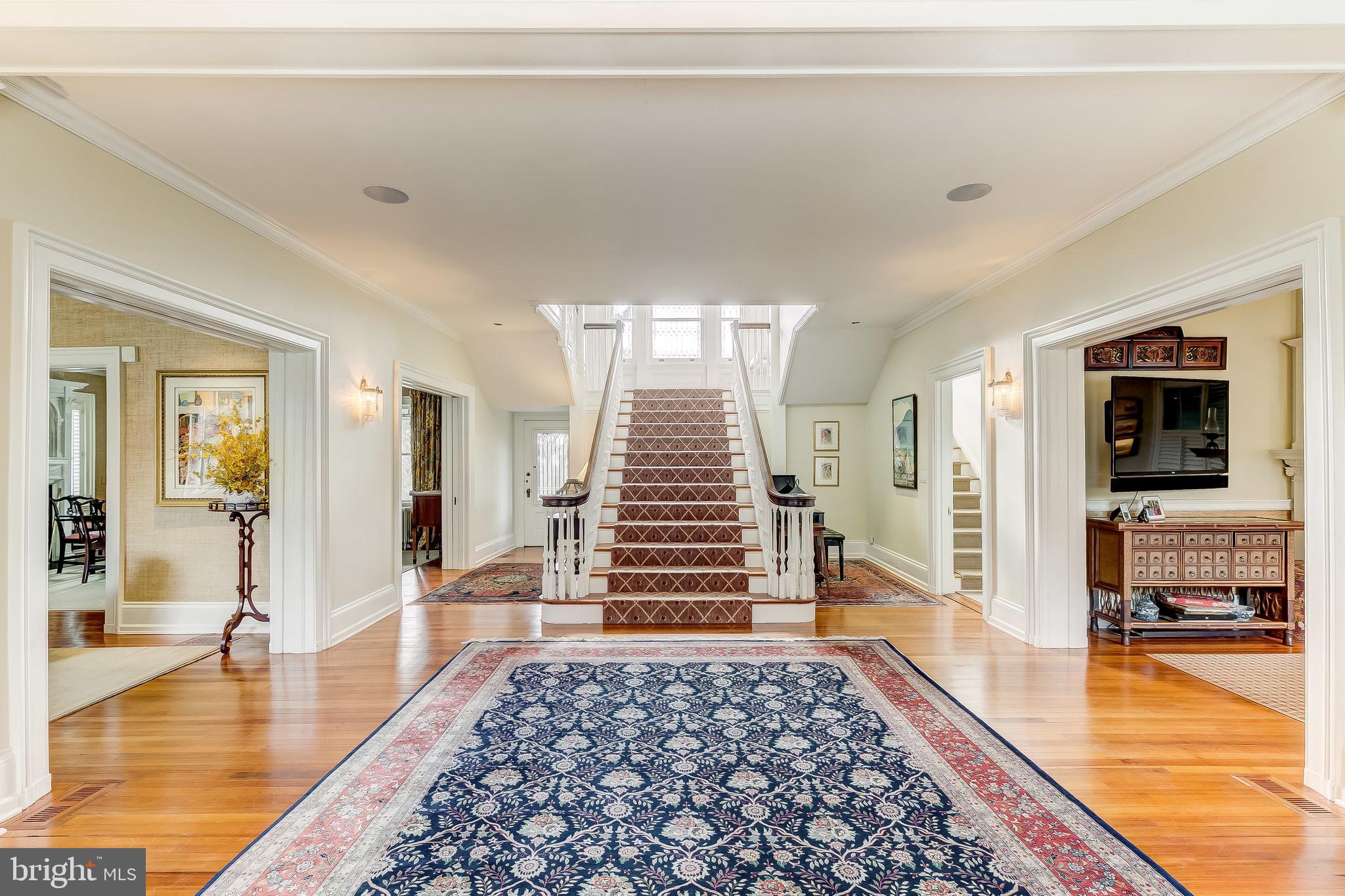 204 Ridgewood Road Baltimore, MD 21210 - Photo 5 of 71