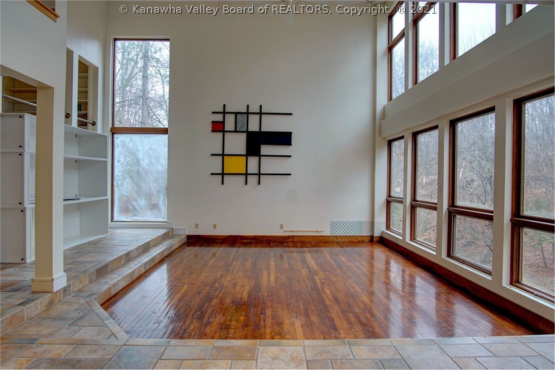 1409 Stonehenge Road Charleston, WV 25314 - Photo 10 of 45 Gallery Image 10