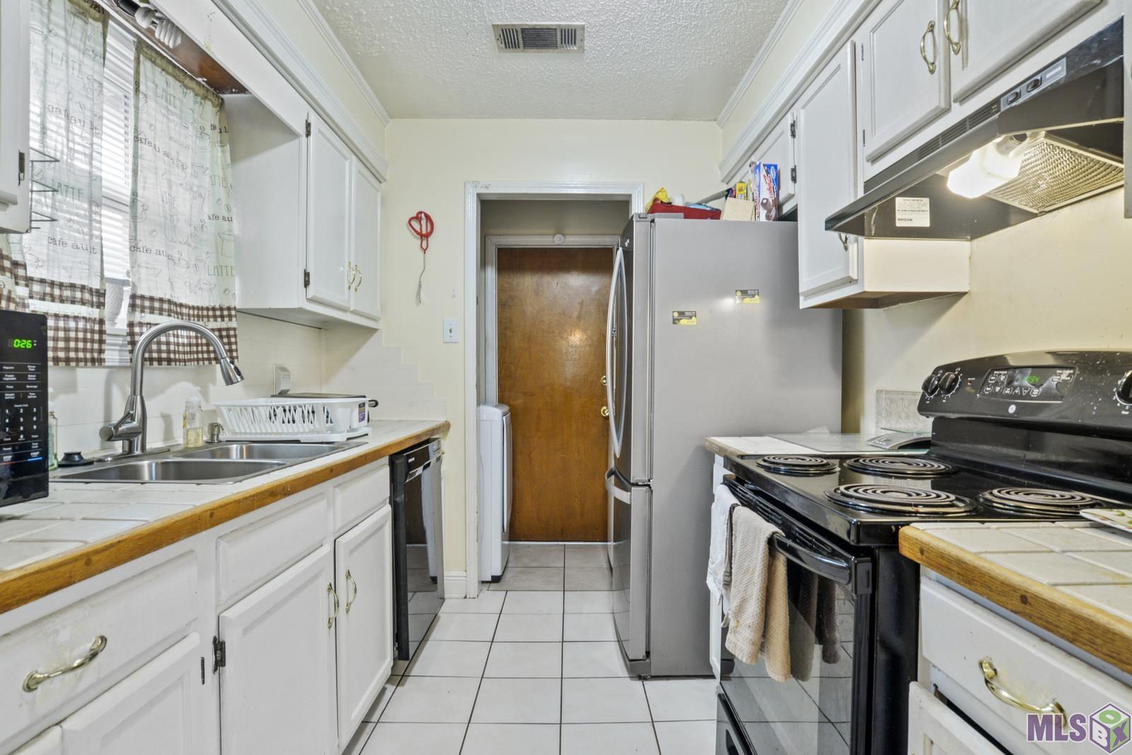 13619 Rampart Court Baton Rouge, LA 70810 - Photo 4 of 10 Gallery Image 4