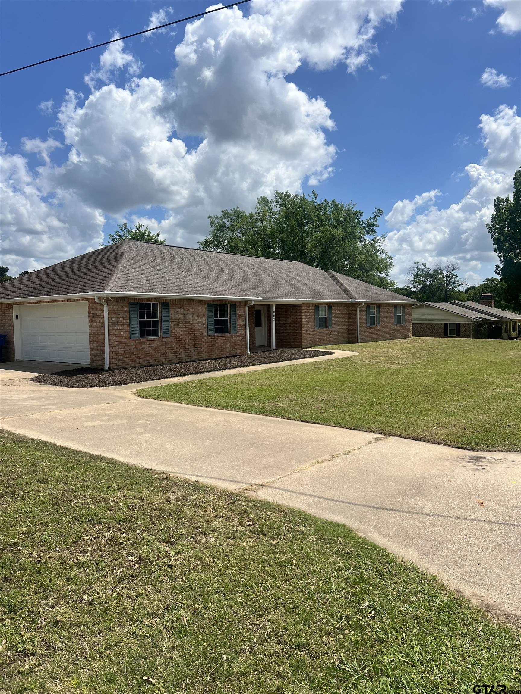 1002 South Boyd Street Lindale, TX 75771 - Photo 8 of 41