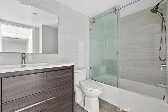 $4,250 | 14436 1/2 Tiara Street, Sherman Oaks, CA 91401