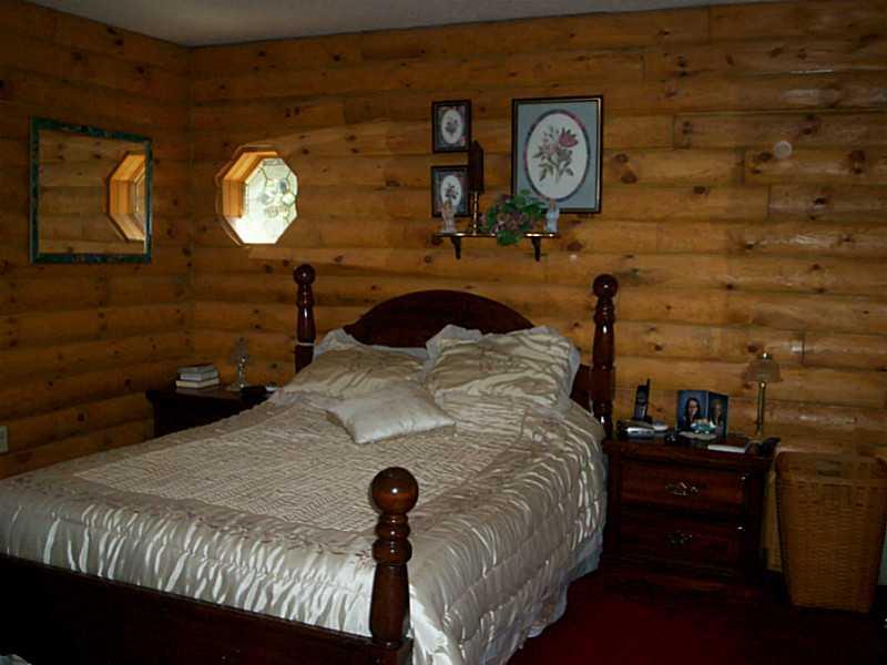 233 Davis Road Aliquippa, PA 15001 - Photo 10 of 14 Master Bedroom. first floor master with bath