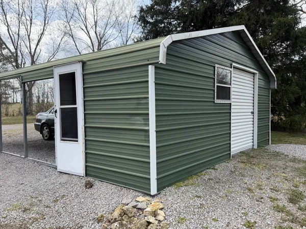 $259,000 | 70 Dunn Leoma Road, Leoma, TN 38468